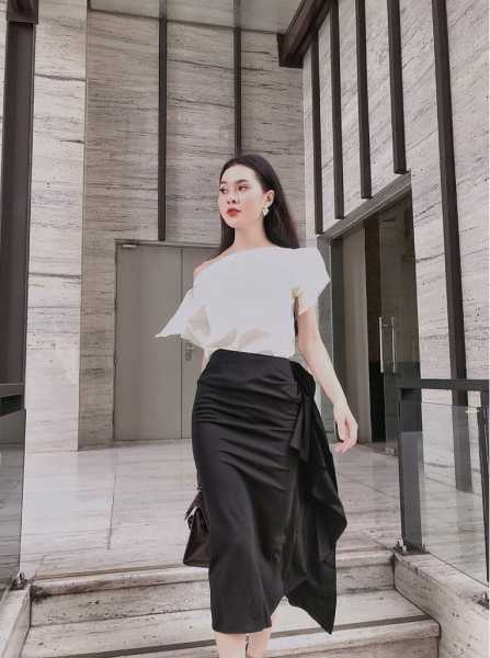 PHƯƠNG TRINH JOLIE BEAUTY