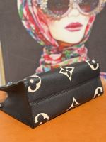 LV Onthego vip đen 7706