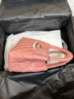 Chanel Handle Vip 8425