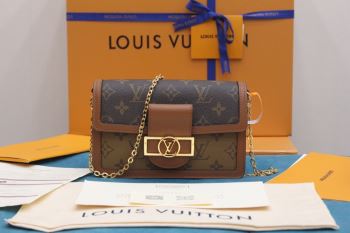 LV dauphine vip