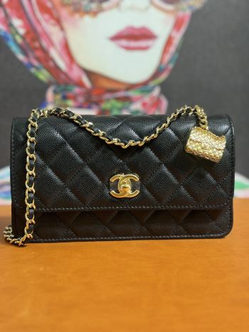 Chanel WOC vip 